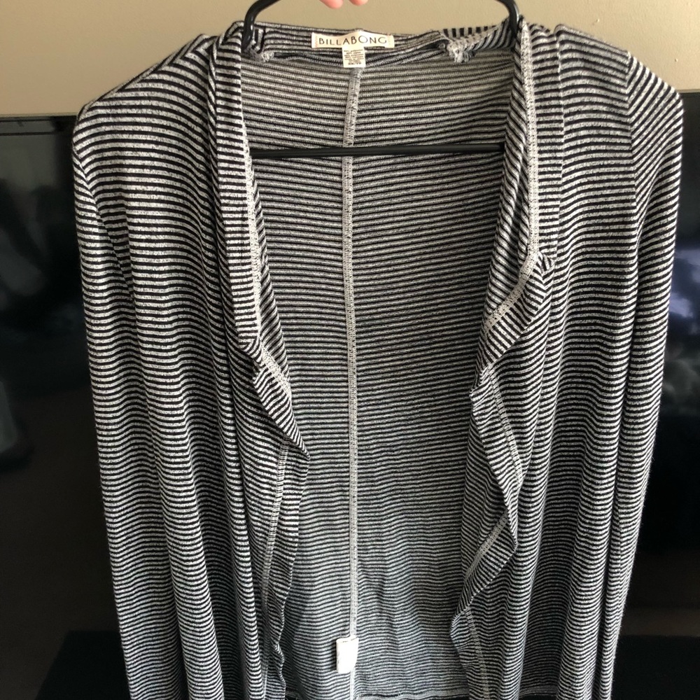 Billabong cardigan